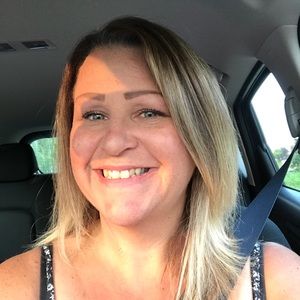 Meet your Posher, Kelli